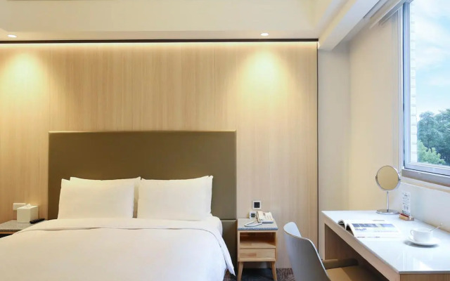 Dandy Hotel Daan Park Branch