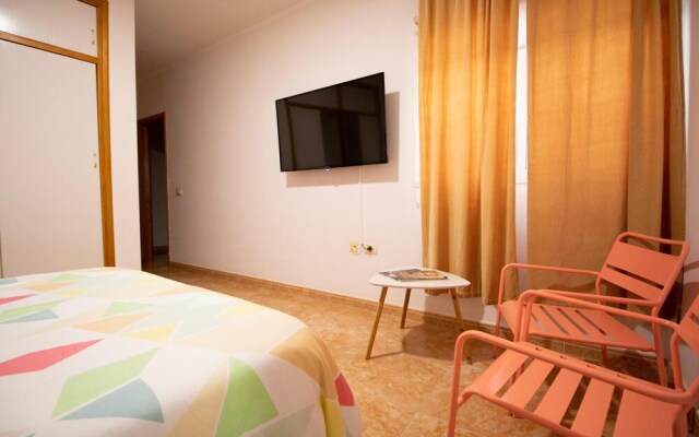 Tree Bedroom Apartament Near Santa Cruz