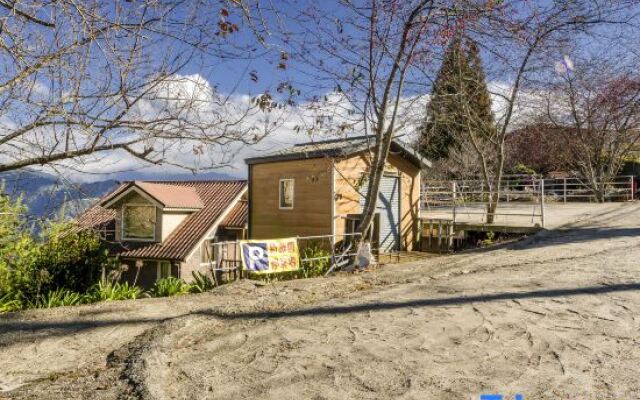 Xinleyuan Leisure Farm House