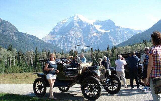 TimberWolf Lodge B&B