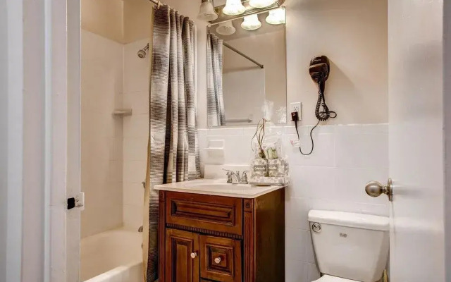 Global Luxury Suites at Longwood