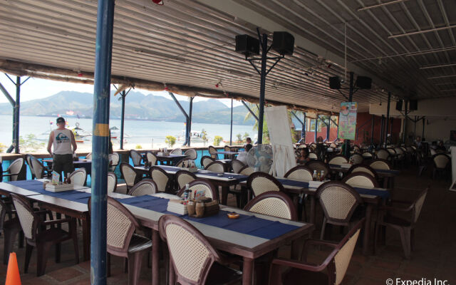 Blue Rock Beach Resort