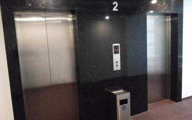 Eminent Hotel