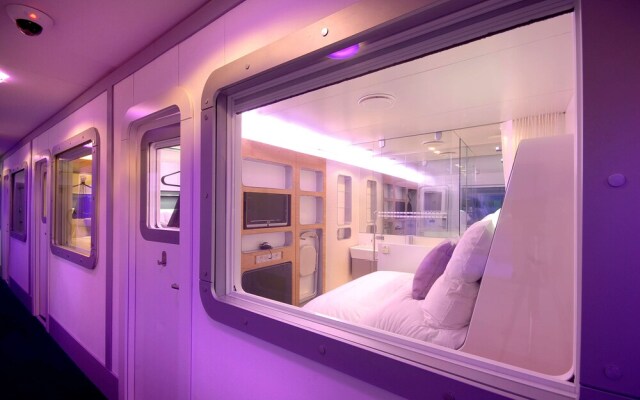 YotelAIR  London Gatwick