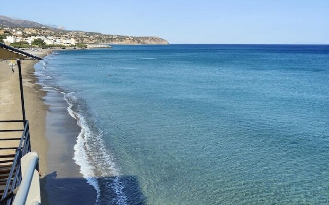 Hercules House in Tsoutsouras