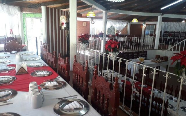 Estancia Campestre - 7 Robles