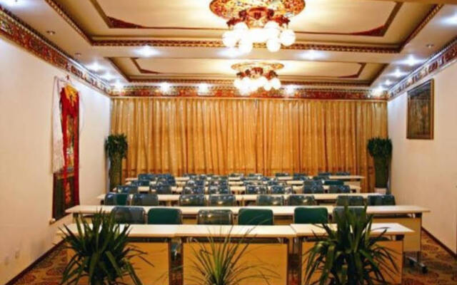 Tibet Bog Garden Hotel
