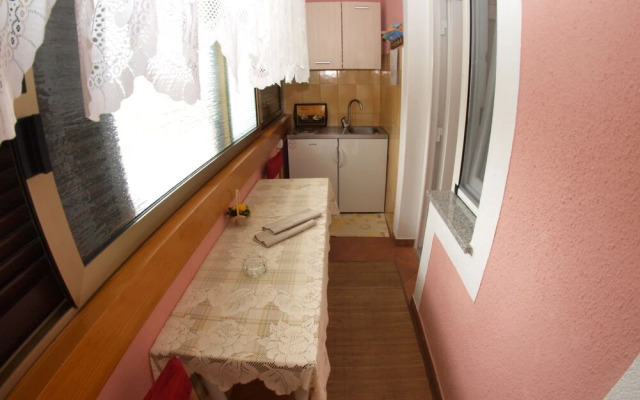 Apartment 161