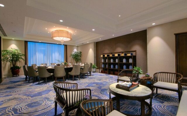 Qianhu Hotel