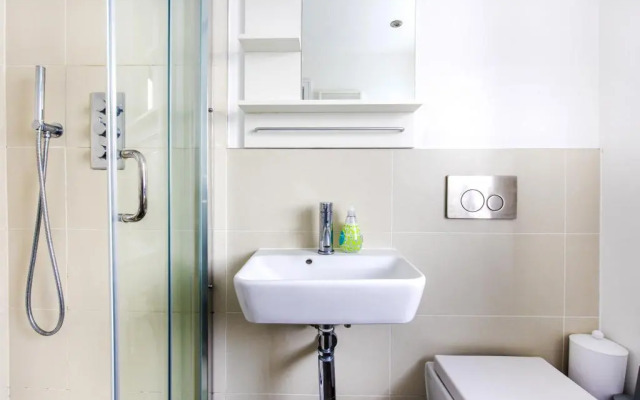 Manor House Studio Apartment C
