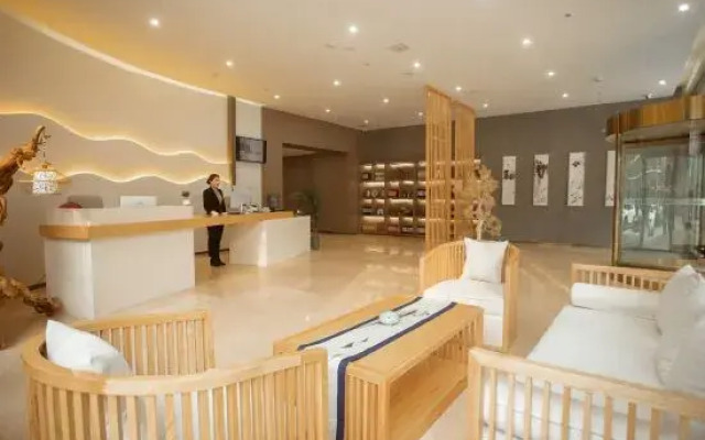 Wee light luxury hotel