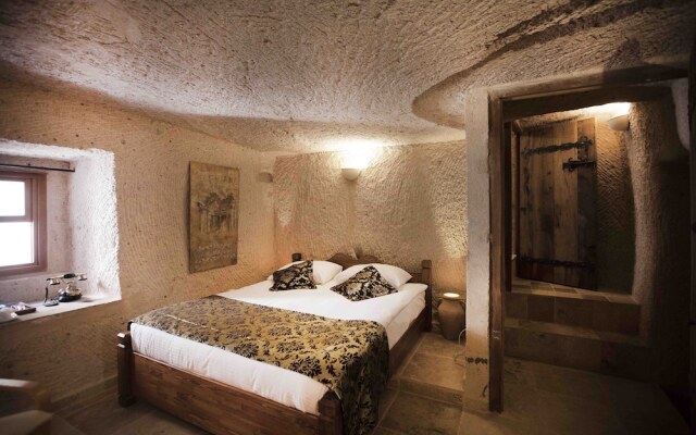 Cappadocia Fairy Chimneys Selfie Cave Hotels - Special Class