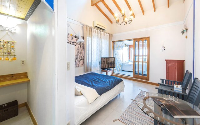 Yangyang Santa Hill Pension