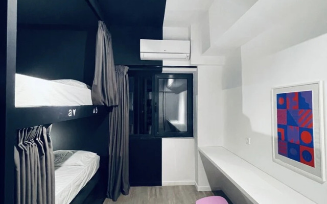 Art Of Living - Hostel