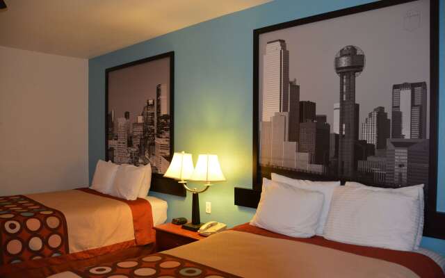 Super 8 by Wyndham Austin/Airport South