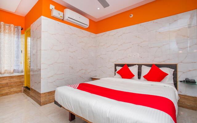 OYO 24374 Hotel Dwaraka
