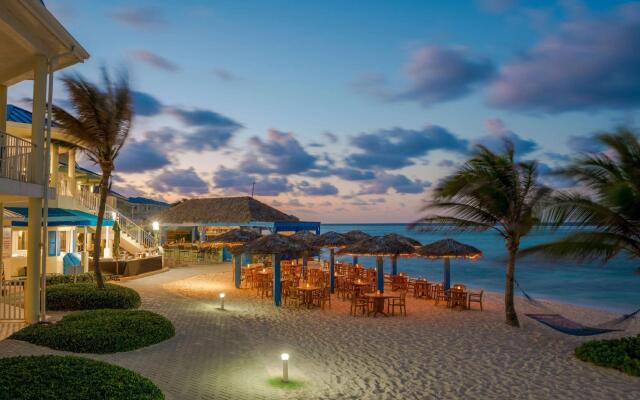 Castaways Cayman Beach Resort