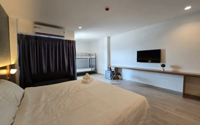 Manee Mantra Hotel Kanchanaburi