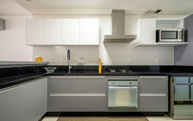 Charming apt w/ Balcony 150m From the Beach Abc0403