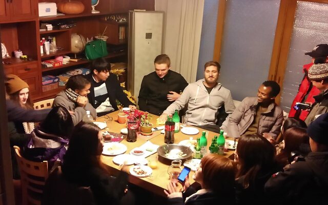 Hongdae Orange Guesthouse