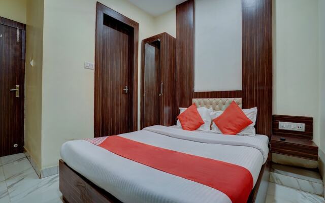 OYO 27630 Capital Residency