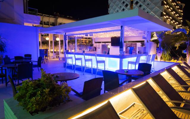 Munamar Beach Residence