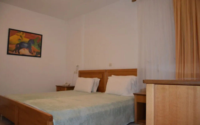 Akti Hotel & Apartments
