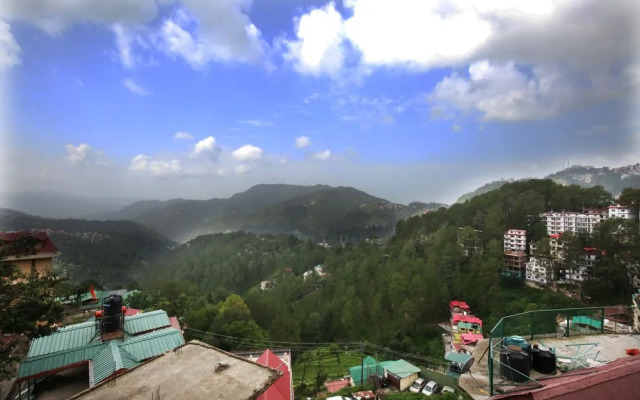 Somraj House by OYO Rooms