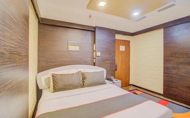 Aishwaryam Hotel