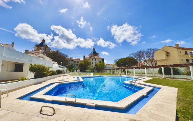 Vilamoura Central 11 With Pool by Homing