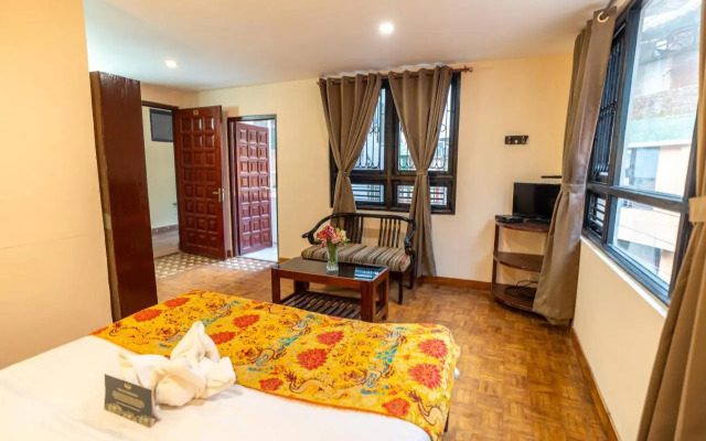 Muscatel Fairmont – 100 Mts from Mall Road