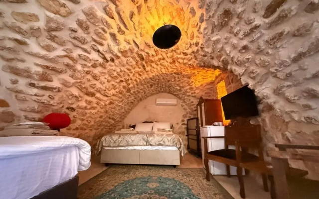 Mi̇ri̇sso Konak Hotel Mardi̇n Artuklu