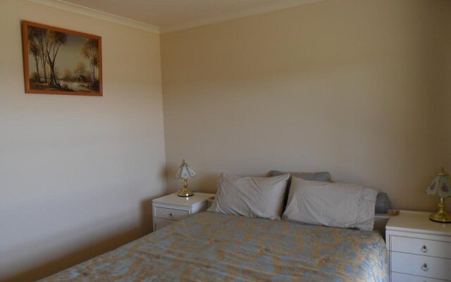 Costa Plenti Southend BnB
