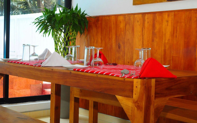 Lanka Beach Hotel