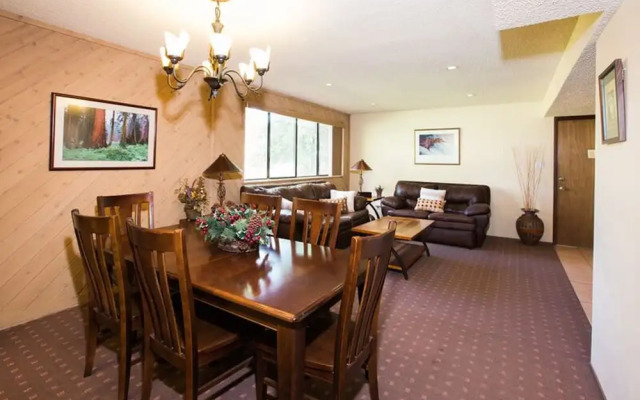 Park Avenue 3 Bedroom Condominiums