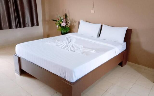 Hotel M Rojana Ayutthaya