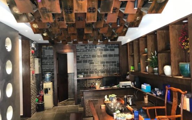 Floral Hotel Furong Town Galaxy Heights Hotel(Wangcun Waterfall Store) – Restaurant – Xiangxi