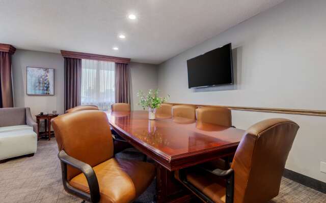 Best Western Plus Dubuque Hotel & Conference Center