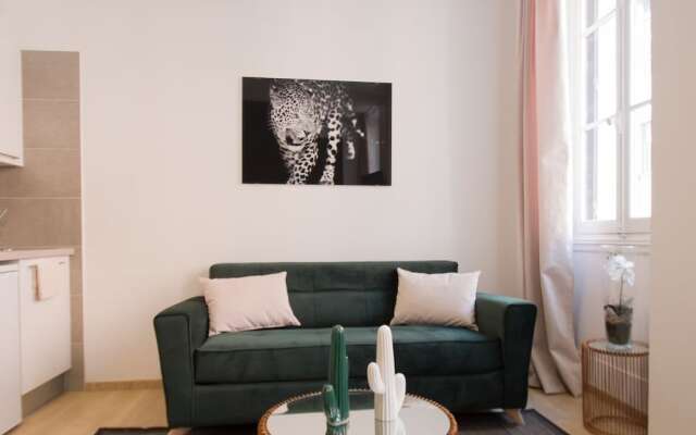 L'iris - Le charme de l'ancien