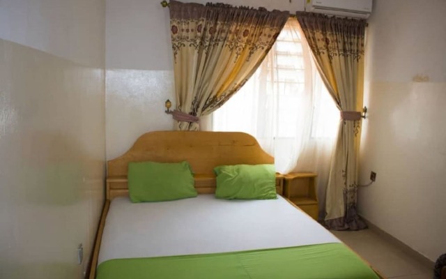 Elizz Guest House