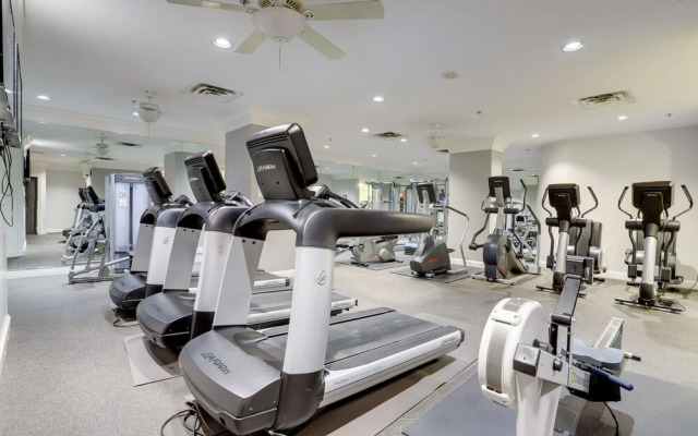 Amazing 1 Bedroom Condo Ballston