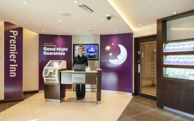 Premier Inn Witney