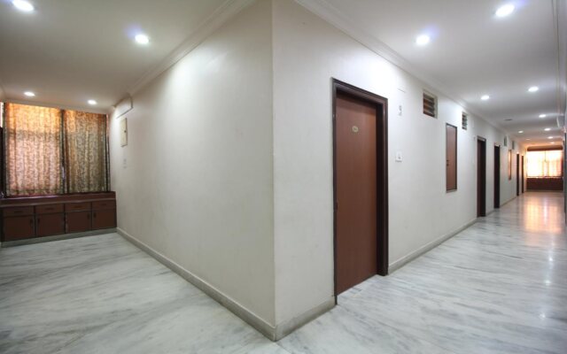 Hotel Kadamba Comforts