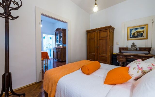 Villa Adriatica - 4 bedroom vacation house
