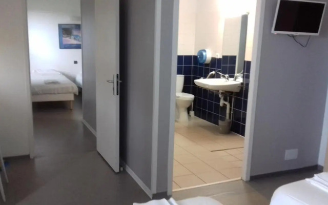 Bella Vista Guest Center Pays Basque