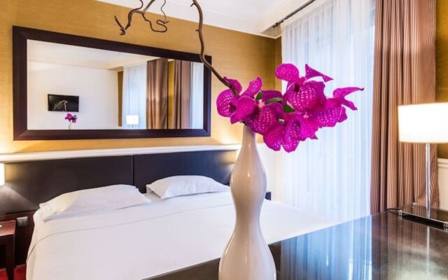 Hôtel Toujours & Spa