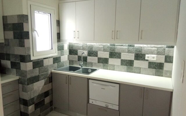 Grandma Vasiliki Rooms To Let
