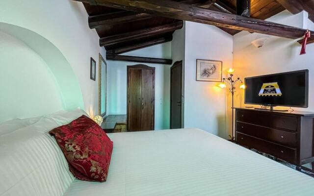 Housing of Charme With Rooftops Balconies