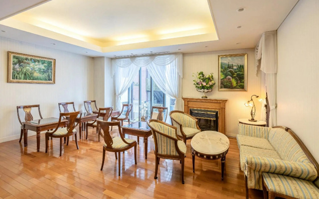 Ginza Bellevue Hotel