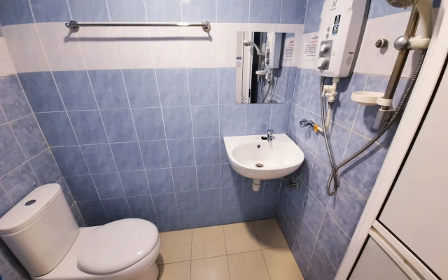 Oyo 44108 Good 2 Stay Hotel